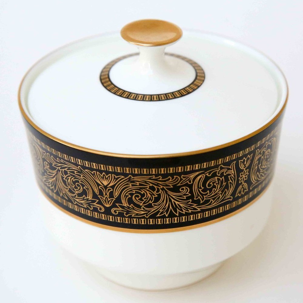 Mikasa Bone China Mount Holyoke #114 Sugar Bowl